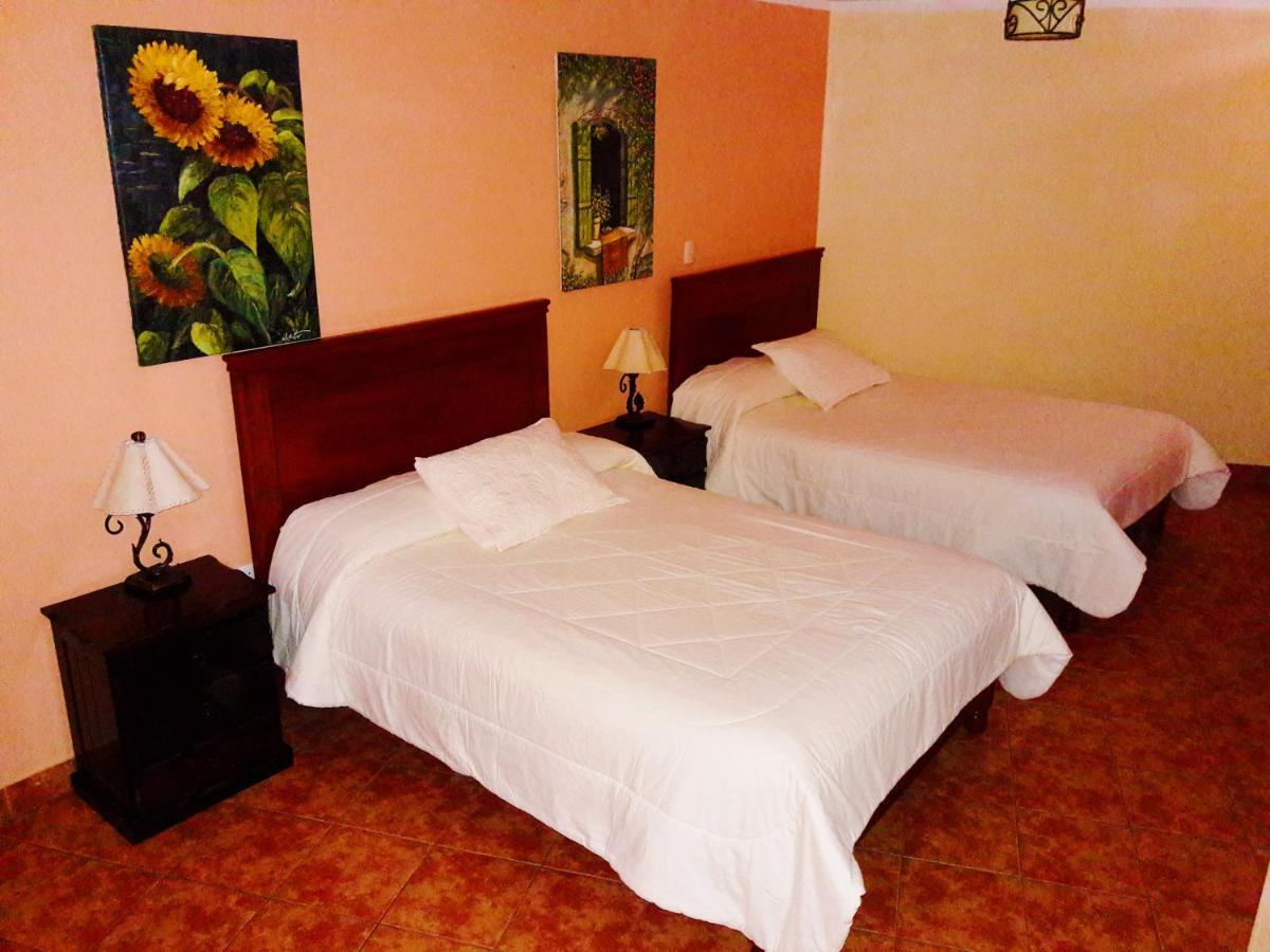 Hotel Sevilla Ayacucho Exterior photo